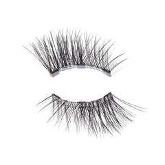 MoxieLash magnetic eyeliner closeup highlighting quick, glue-free application