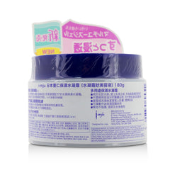 Naturie I-Mju Hatomugi gel-hand-application demonstrates light, quick absorption for skin care.