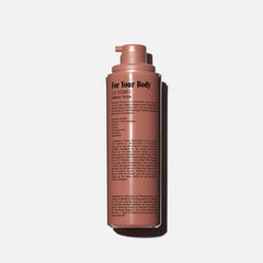 Nécessaire The Body Vitamin C Serum texture close-up shows a lightweight, quick-absorbing feel.