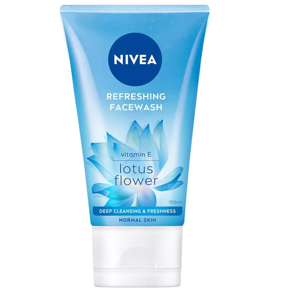 NIVEA Refreshing Face Wash bottle front—daily cleanser for normal skin