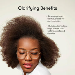 Close-up of formula highlighting sulfate-free, color-safe chelation benefits.