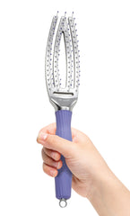 Olivia Garden finger brush ionic bristles reduce static for smoother strands.