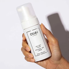 OUAI Air Dry Foam frizz-control on damp hair for smooth waves