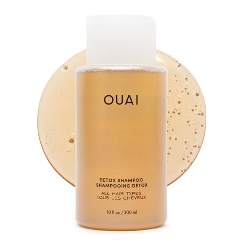 OUAI Detox Shampoo bottle with apple cider vinegar for refreshed scalp and clean hair.