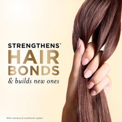 Pantene shampoo creamy texture demonstrating gentle lathering benefit