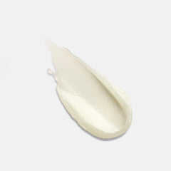 Paula's Choice balm texture close-up reveals creamy emollient that absorbs softly.
