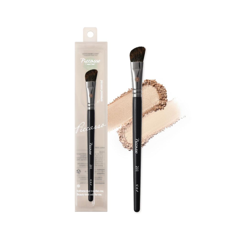 Piccasso 201 nose shading brush soft bristles for gentle powder application