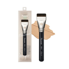 Piccasso FB11 flat spatula brush head for precise, streak-free foundation application.
