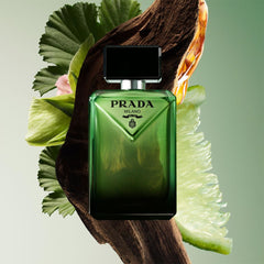 Prada Paradigme spray nozzle offers smooth, precise application for any occasion