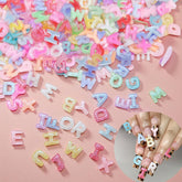 Quezadyl letras arte de uñas 3D acrílicas coloridas para decoraciones duraderas