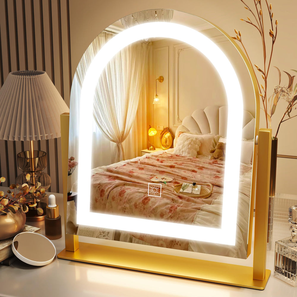 ROLOVE lighted makeup mirror shows full 15x13 view for precise makeup tasks