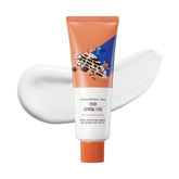 ROUND LAB Soybean Panthenol Cream tube closeup highlights rich hydration for dry skin