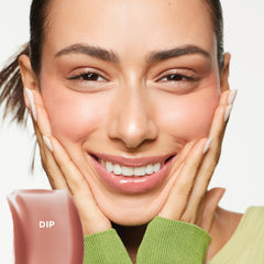 Saie Glossybounce doe-foot applicator for precise application