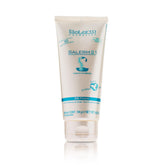 SALERM 21 Silk Protein bottle on bathroom shelf highlighting hydration and shine.