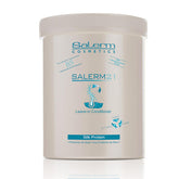 SALERM 21 Silk Protein bottle showing hydration and shine for smoother, detangled hair.