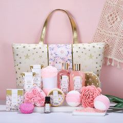 Spa Luxetique Daisy Dream shower-gel closeup with refreshing cleanse
