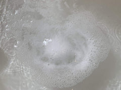 Made in the USA with natural ingredients and Epsom salt for a soothing soak.
