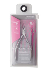 Staleks Pro SMART 31 cuticle nippers close-up with 4mm blade for precise trimming in hard-to-reach areas.