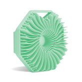 Sud Scrub mint front view highlights a hygienic silicone scrubber for gentle exfoliation.