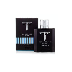 Territoire Blue bottle-closed shows premium daily wear