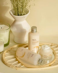 The Face Shop rice-ceramide-cream-application highlights easy fingertip use for quick moisturization.