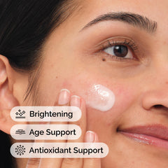 The Ordinary Vitamin C Suspension applied on skin with HA spheres for hydration