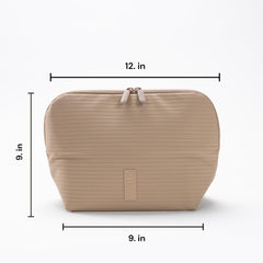 THE VERTI fold-down design opened to reveal contents for quick touch-ups.