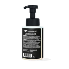 The Doux Chief Rocka Mousse on hair demonstrates easy application for wash-and-go looks.