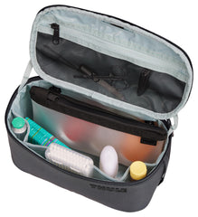Thule Subterra 2 toiletry bag interior pockets and wipeable surface for quick cleaning