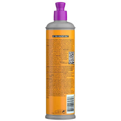 TIGI Bed Head Colour Goddess Shampoo lather reveals silky frizz control.