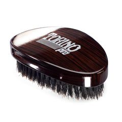 Torino Pro Wave Palm Brush #730 head-fit curve demonstrates even coverage across the scalp.