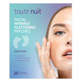 Toute Nuit Dolphin patch around mouth for targeted wrinkle smoothing during sleep.