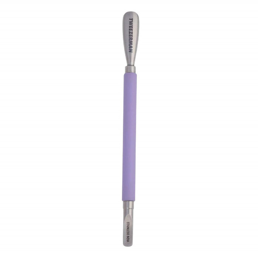 Tweezerman Dual Sided Pushy scoop end for precise cuticle shaping and gentle nail cleaning.