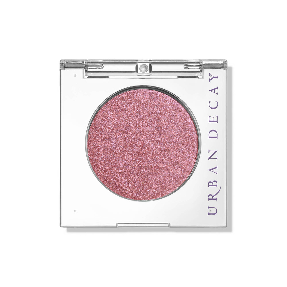 URBAN DECAY Bad Seed warm pink shimmer compact delivers crease-free color with high pigment.