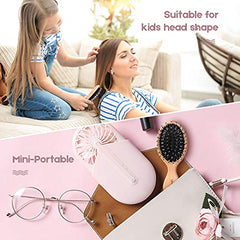 URTHEONE wide-toothed tail comb assists wet-hair detangling without snagging.