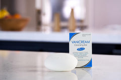 Vanicream Cleansing Bar texture shown, soft and moisturizing thanks to the Skin Cream Base.