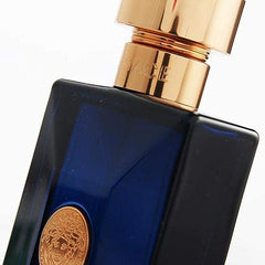 Versace Dylan Blue deodorant spray base notes deliver warmth and lasting impression.