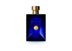 Versace Pour Homme Dylan Blue spray action for effortless application and long-lasting scent.