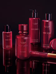 Victoria's Secret Very Sexy gift packaging showcases elegant gifting with a stylish fragrance duo