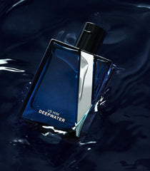 Close-up of the VS Him Deepwater cap and premium packaging