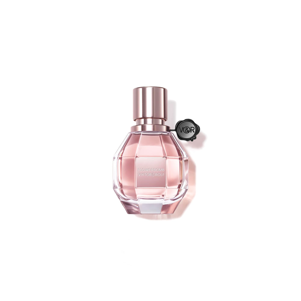 Viktor&Rolf Flowerbomb bottle closeup — floral sparkle for date-night impression.