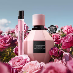 Viktor&Rolf Flowerbomb Extreme packaging box shot highlighting gift ready presentation