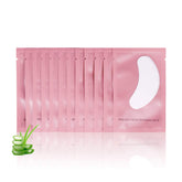 Voncasen eye pads in foil packaging for hygienic use during treatments.