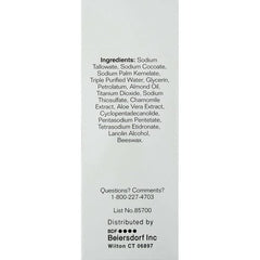 Vxoyo Basis Sensitive Skin Cleansing Bar close-up focus on mild formula ideal for everyday cleansing.