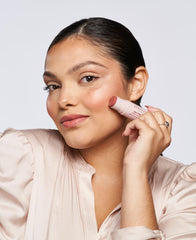 Wander Beauty On-the-Glow highlighter-on-eyes demonstrates universal glow for eyes and skin