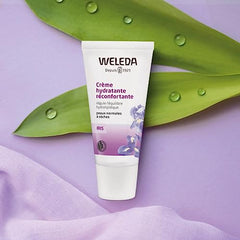 Weleda Hydrating Day Face Cream iris-root close-up shows plant-based nourishment.