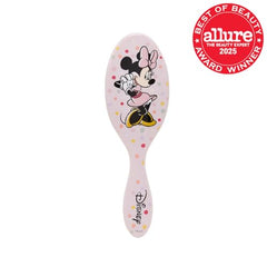 Wet Brush Minnie Mouse bristle-closeup shows flexible IntelliFlex bristles for painless detangling.