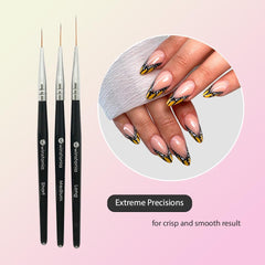 Winstonia Striping Brush long length enables bold lines and sweeping designs