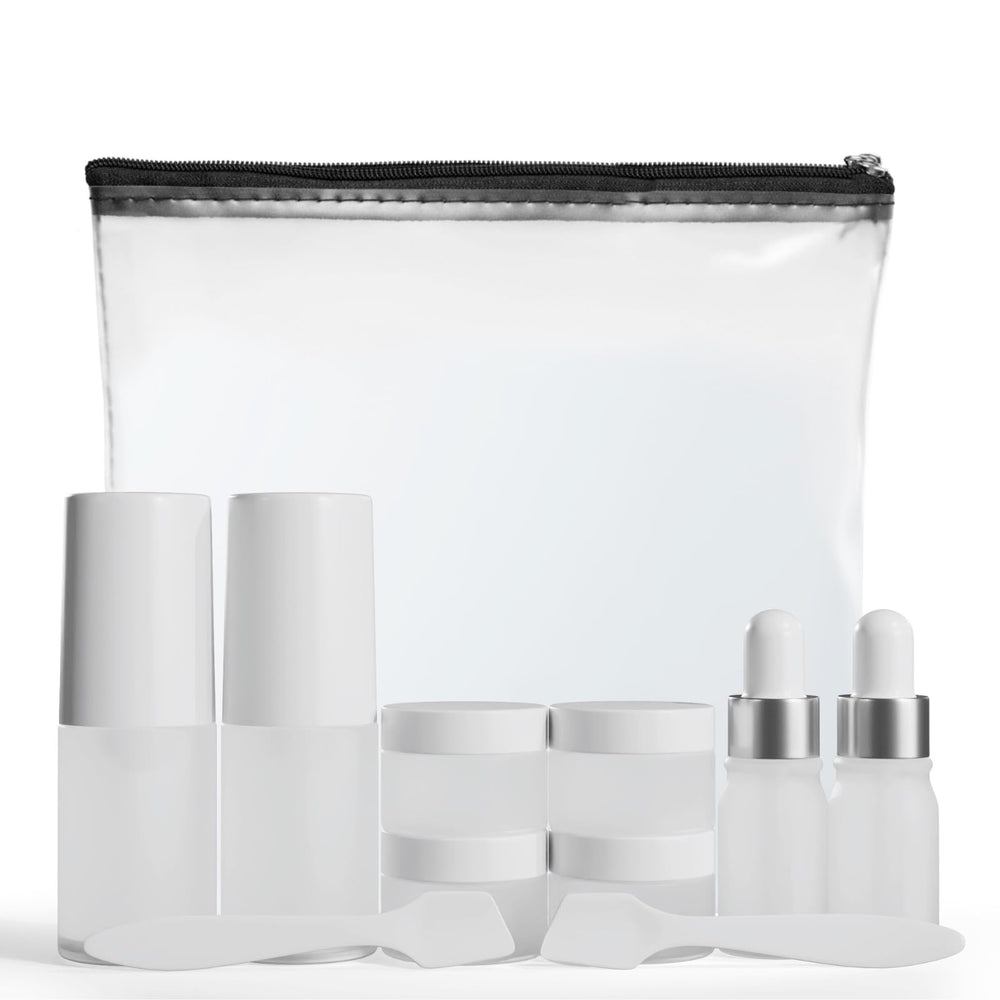 Wondercraft travel skincare bag for easy packing and on-the-go organization.