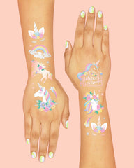 Tatuajes xo Fetti unicornio dos hojas, tamaño práctico.